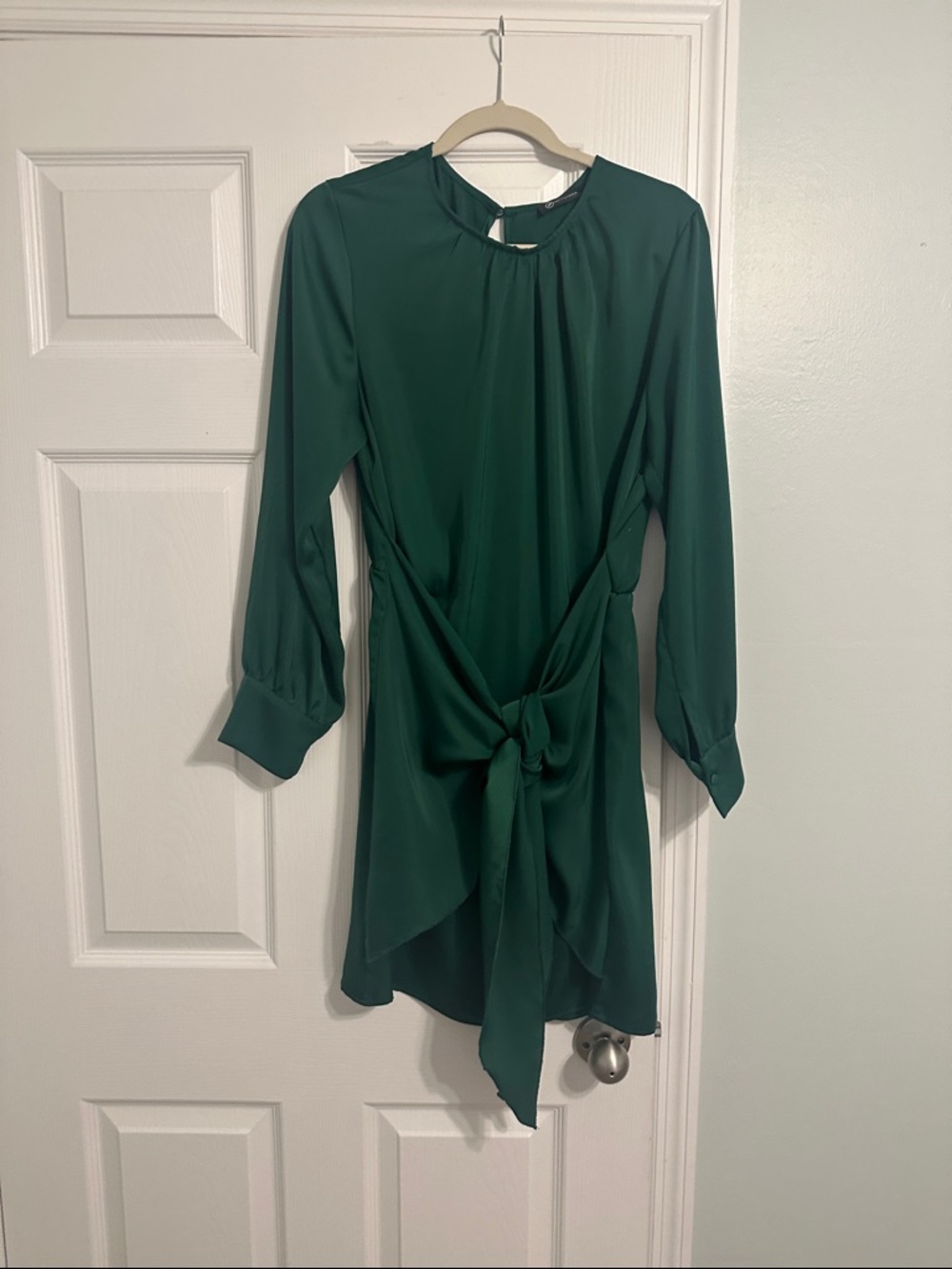 Long Sleeve Deep Green Waist-Tie Mini Dress